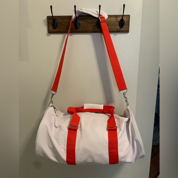 Lacoste Parfums Duffel Bag - White and Red - Picture 13 of 14